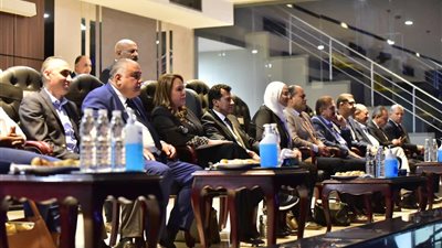 وزير الرياضة يشهد افتتاح بطولةإفريقيا للشباب للكرة الطائرة تحت 20 عاما