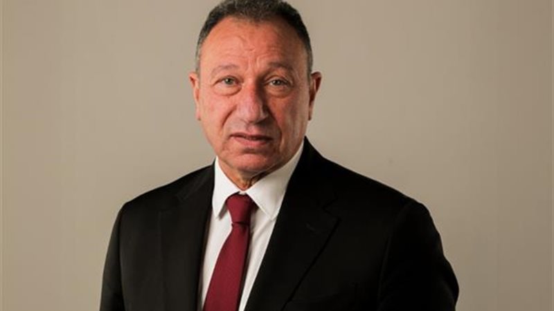 الكابتن محمود الخطيب