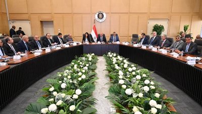 الوزير يترأس الاجتماع الثلاثين للمجموعة الوزارية للتنمية الصناعية