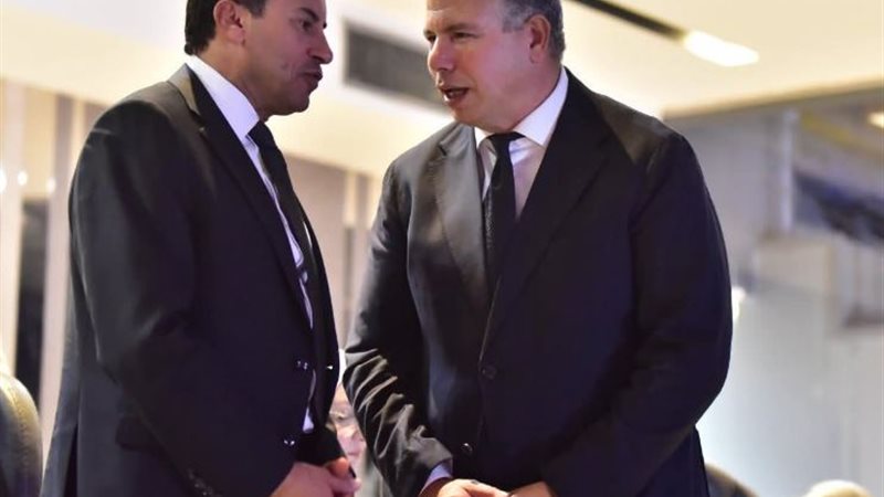 عابد والدكنور اشرف