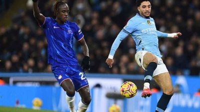 مانشستر سيتي في مواجهة نارية امام نابولي في دوري أبطال أوروبا