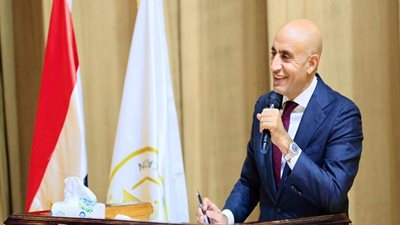 وزير التعليم ومحافظ الجيزة يفتتحان ٣ مدارس جديدة