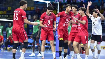 منتخب مصر للطائرة يتأهل لنهائي البطولة الأفريقية بعد الفوز على كينيا
