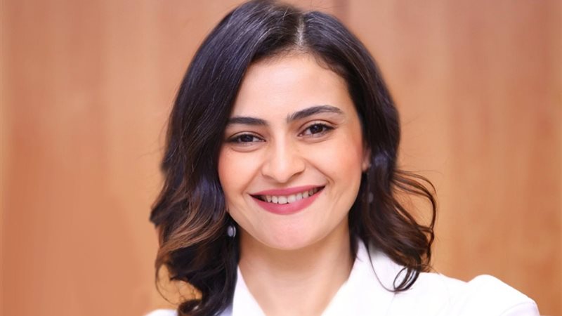 الكاتبة الصحفية-