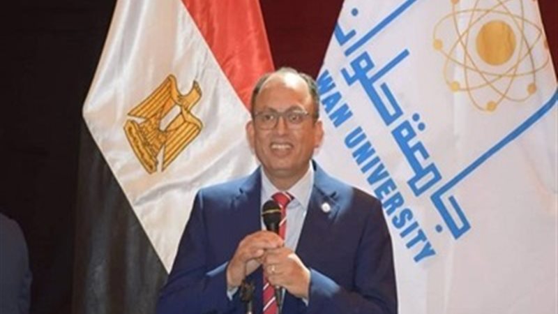 الدكتور السيد قنديل