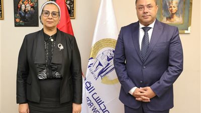 المستشارة أمل عمار تستقبل رئيس هيئة تنمية الصعيد لبحث سبل التعاون