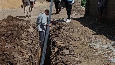 إحلال وتجديد شبكة مياه قرية أطواب في بني سويف