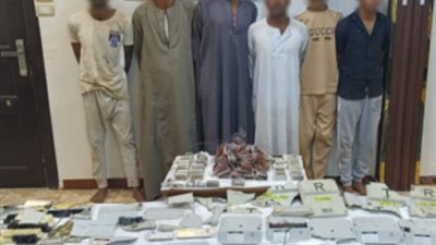 ضبط المتهمين بسرقة صناديق توزيع كهرباء الإشارات