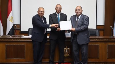 4 علماء من مركز بحوث الصحراء ضمن قائمة ستانفورد لأفضل 2% حول العالم