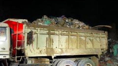 محافظ الجيزة: رفع ٢٠٠٠ طن مخلفات من أرض المطاحن بشارع فيصل