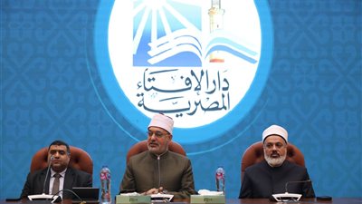 المفتي يلتقي وفدًا من الأئمة والدعاة المشاركين في إعداد الداعية
