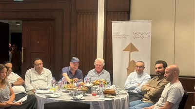 حسين فهمى يعلن موعد المؤتمر الصحفى الرسمى لمهرجان القاهرة السينمائى