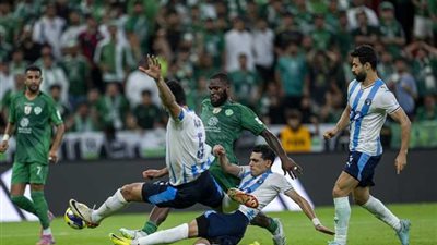 نجم الزمالك السابق يشيد بلاعبي بيراميدز بعد الفوز على أهلي جدة