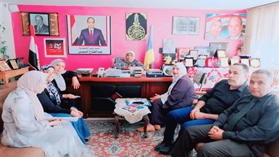 تفعيل الاتوبيس الطائرفى ادارة برج العرب التعليميه بالاسكندريه