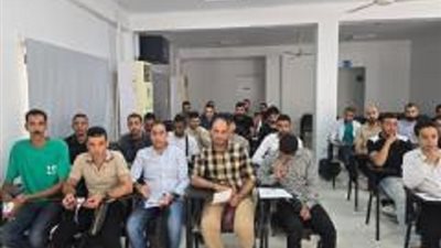 جبران: اختبارات جديدة للمرشحين للعمل في مصنع نسيج وملابس بالأردن
