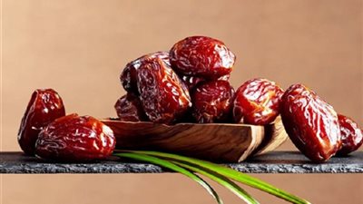 التمر وصحة الإنسان .. فوائد لا تحصى لجهازك الهضمي والطاقة