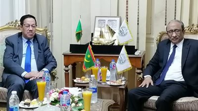 امين عام مجلس الوحدة الاقتصادية العربية يستقبل سفير موريتانيا