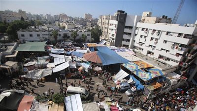 تقدم إسرائيلي يدفع طواقم مستشفى الشفاء للإخلاء ويخلف 17 شهيدا في غزة