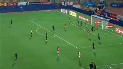 النيران الصديقة كادت تهدي الأهلي الهدف الاول أمام الزمالك