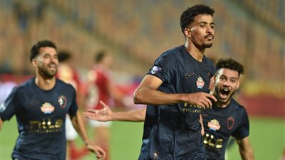 لماذا اعاد حكم مباراة القمة ركلة جزاء الزمالك أمام الأهلى ؟