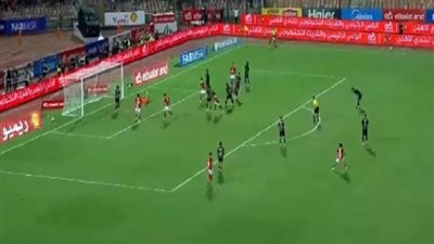 حسين الشحات يدرك هدف التعادل للاهلي في مرمى الزمالك