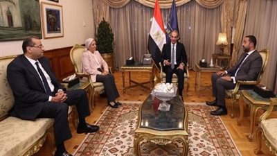 وزير الاتصالات يستقبل القيادة الجديدة للشركة المصرية للاتصالات