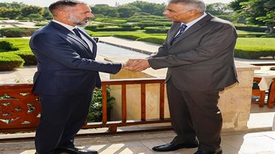 محافظ أسوان يلتقى الأمير رحيم رئيس شبكة الأغاخان للتنمية