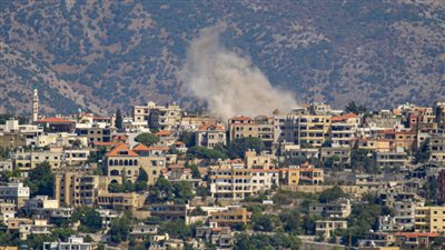 غارة جوية إسرائيلية تستهدف سيارة على طريق الجرمق - الخردلي جنوبي لبنان