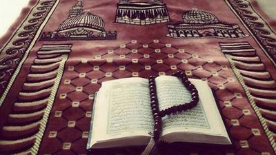 كلمات نبوية تحوي خلاصة الطريق لمن أراد الثبات على الطاعة