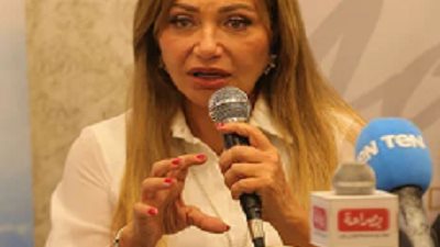 إلهام شاهين: ليلى علوي فنانة مجتهدة وتصل الى قلوب جمهورها ببساطة