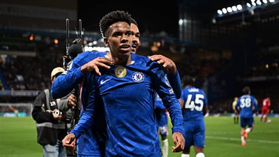 ليفربول يتخلي عن صدارة الدوري الإنجليزي بخسارة قاتلة أمام تشيلسي