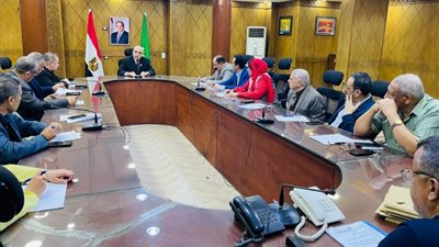 مدير تعليم القليوبية يتابع انتظام الدراسة وتفعيل التوجيهات الوزارية