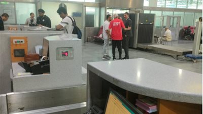 شاهد.. بعثة المنتخب تصل مطار القاهرة استعدادا للسفر إلى المغرب