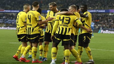 برشلونة يدرس التعاقد مهاجم دورتموند