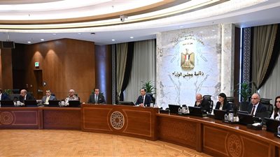 مدبولى يؤكد التزام الحكومة بتنفيذ برنامج الإصلاح الاقتصادي الوطني