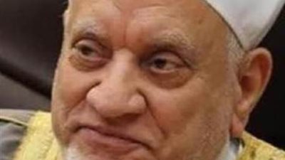 محافظ دمياط ينعي الدكتور عمر هاشم
