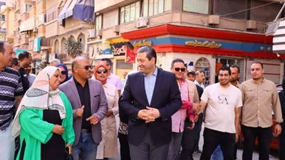 محافظ دمياط يفتتح الشارع الحربى بعد تطويره