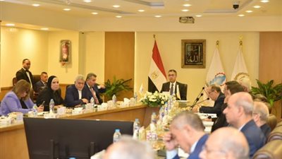 وزيرالتموين يترأس الجمعية العامة للشركة القابضة للصناعات الغذائية