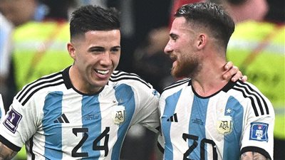 استبعاد لاعب تشيلسي من معسكر منتخب الأرجنتين للإصابة