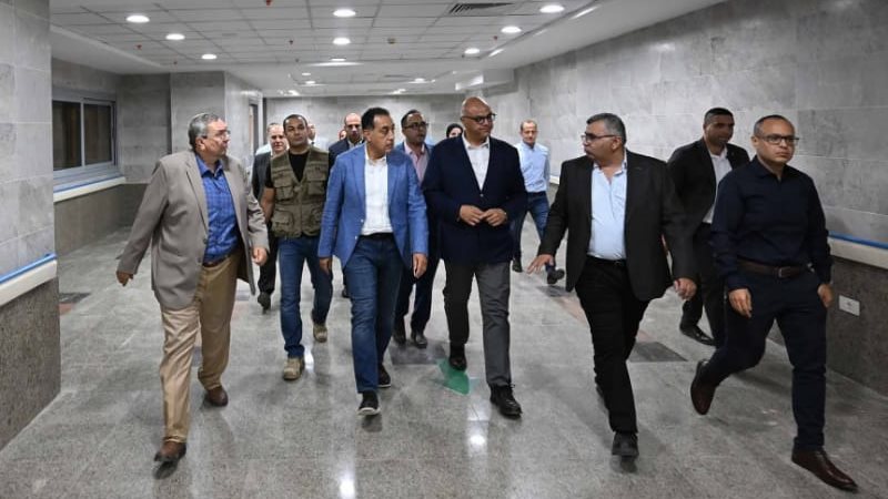 رئيس الوزراء يتفقد