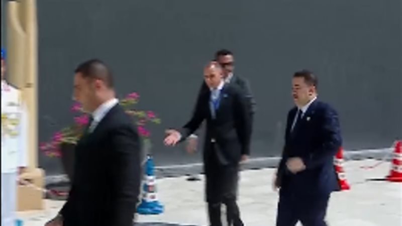 بوابة الجمهورية