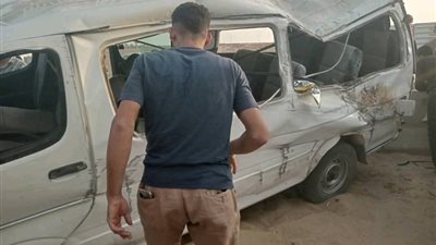 مصرع وإصابة 5 أشخاص فى انقلاب ميكروباص بالشرقية