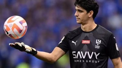 الهلال يجدد رسميا عقد المغربي ياسين بونو حتى 2028