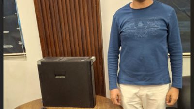 ضبط مالك أستوديو تصوير تلفزيونى 
