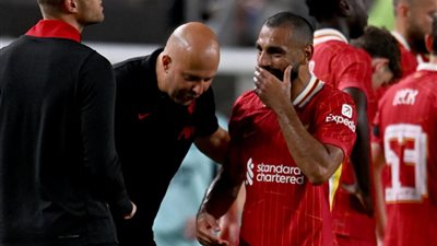 سلوت يكشف سر استبدال محمد صلاح أمام مانشستر يونايتد.. تفاصيل
