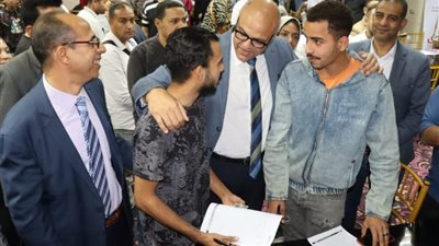 محافظ القليوبية يفتتح ملتقى توظيفيا يوفر 3500 فرصة عمل للشباب