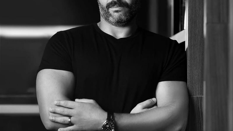 الفنان محمد العمروسى