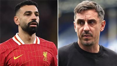 جاري نيفيل: محمد صلاح يمكنه اللعب حتى عمر 52 عامًا