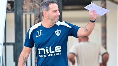 محاضرة فنية من فيريرا للاعبي الزمالك استعدادًا للقاء ديكيداها