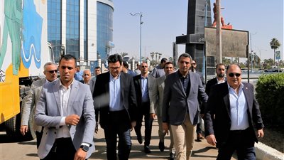 هنو :سرعة الانتهاء من تطوير قصر ثقافة السويس لافتتاحه في30 يونيو